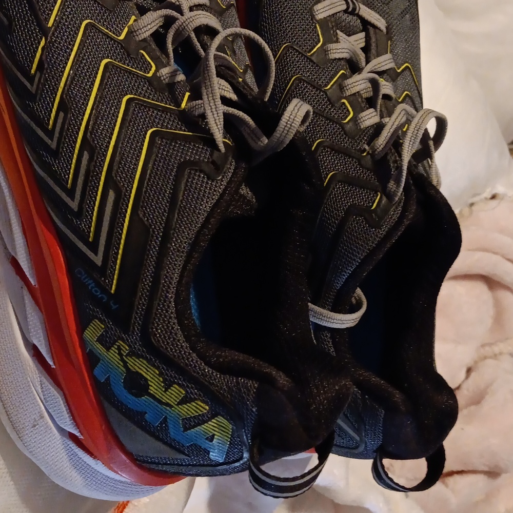 Hoka One One Men's Size 9 Clifton 4 Running Sneakers Black Orange